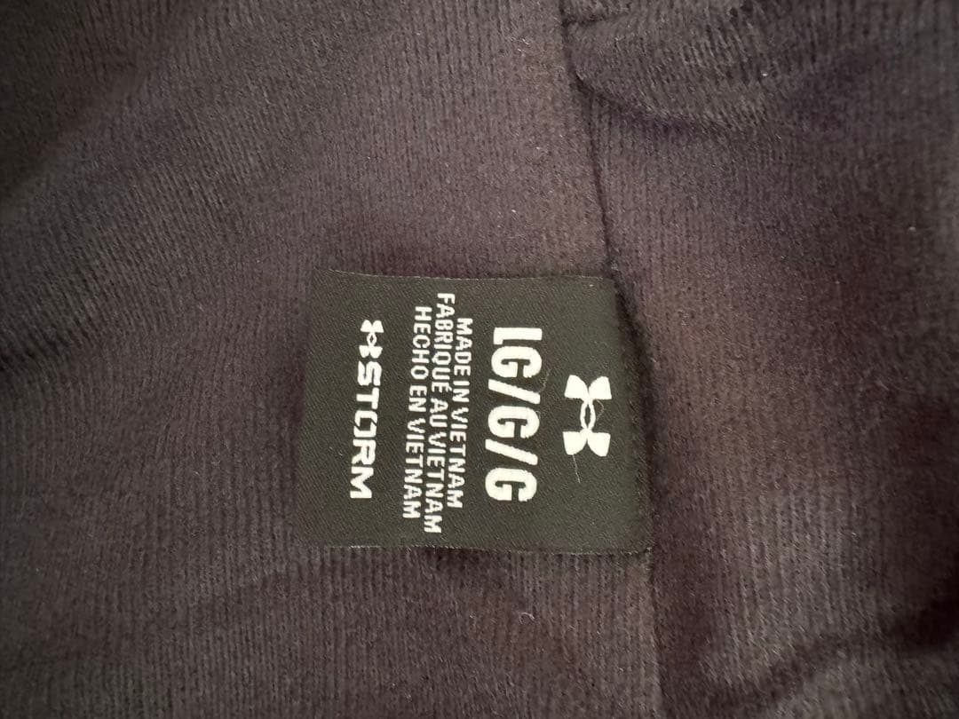 【新品未使用】Under Armour ブラック ベンチコート