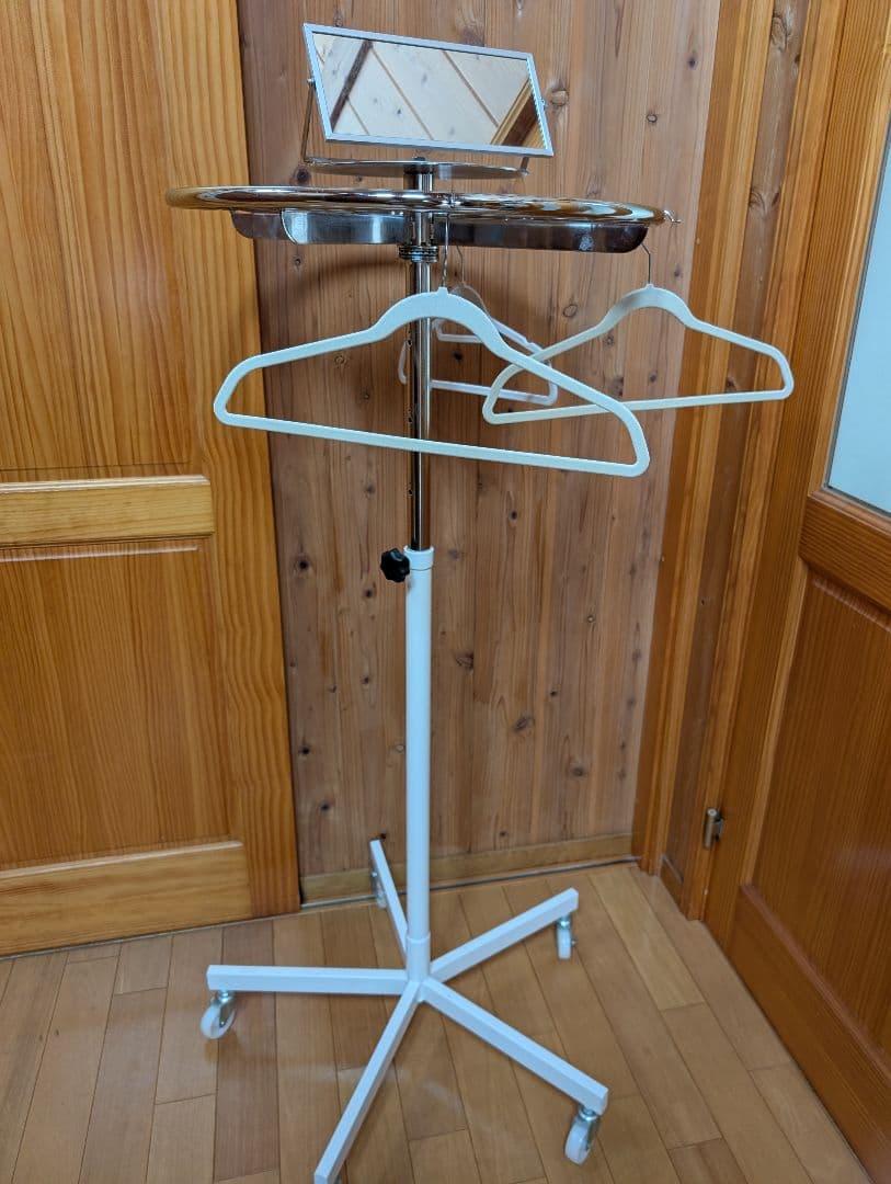 ラウンド洋服掛け　使用頻度低
