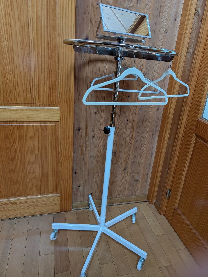 ラウンド洋服掛け　使用頻度低