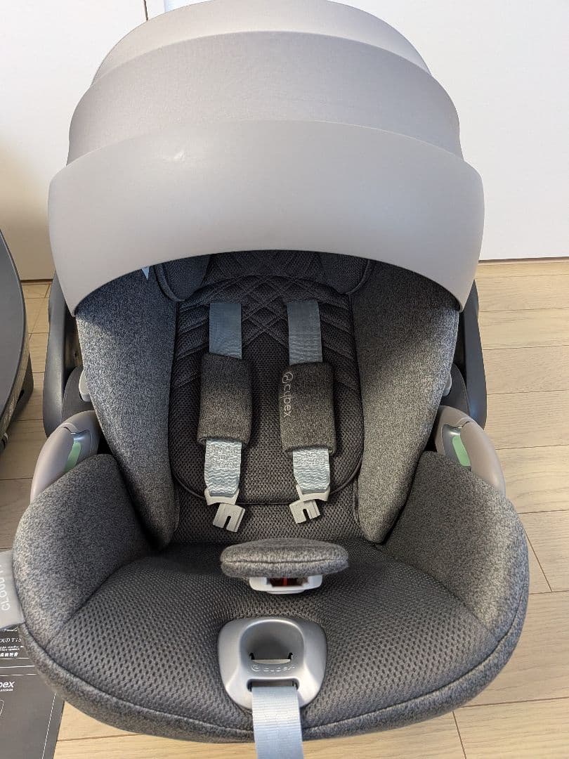 【美品】サイベックス Cloud Ti-Size + Base Tセット新生児〜