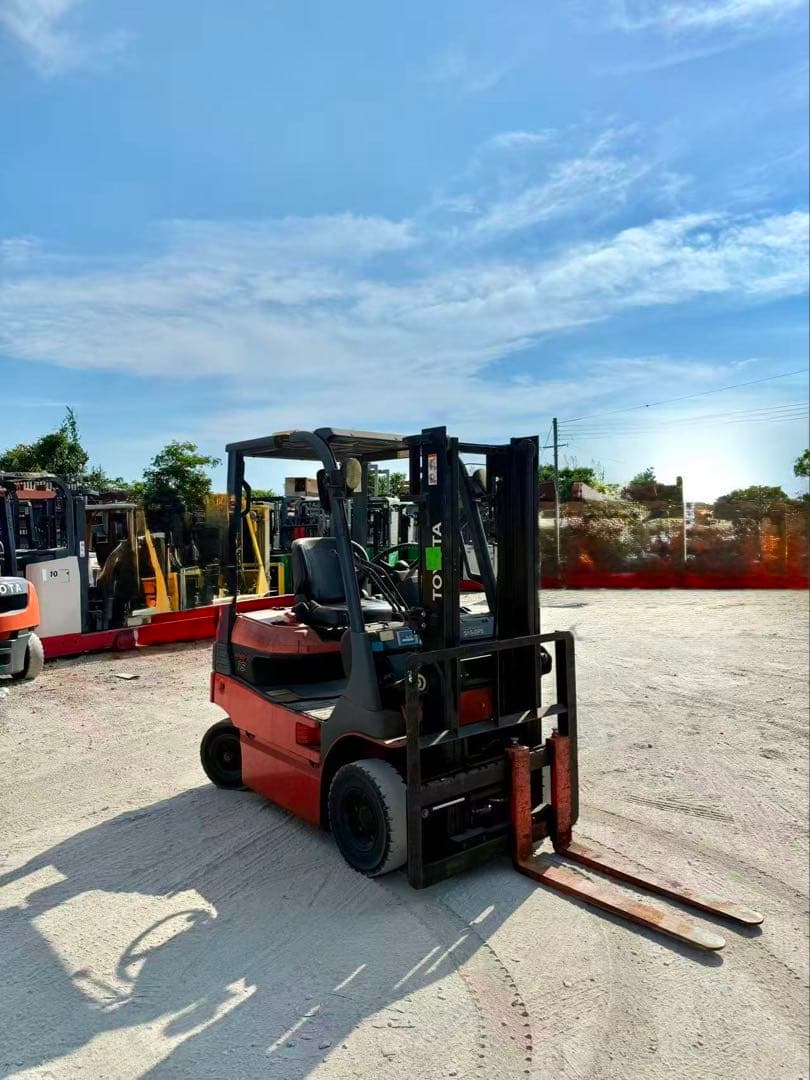 トヨタリーチバッテリー車7FB15楊高さ3000MM使用8797H（A318）