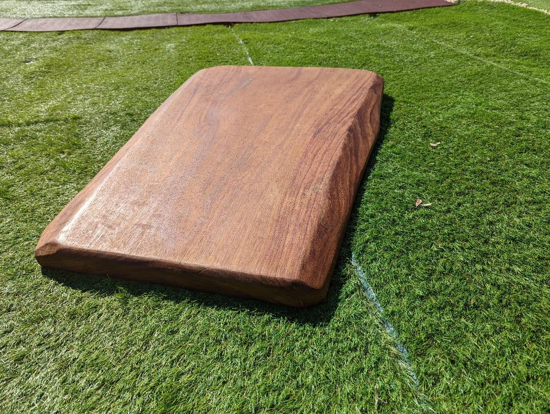 直感に従うなら、即購入！貴重な1枚板