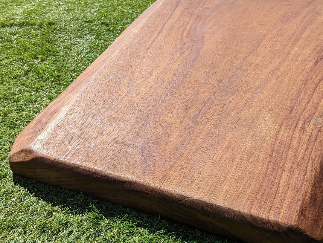 直感に従うなら、即購入！貴重な1枚板