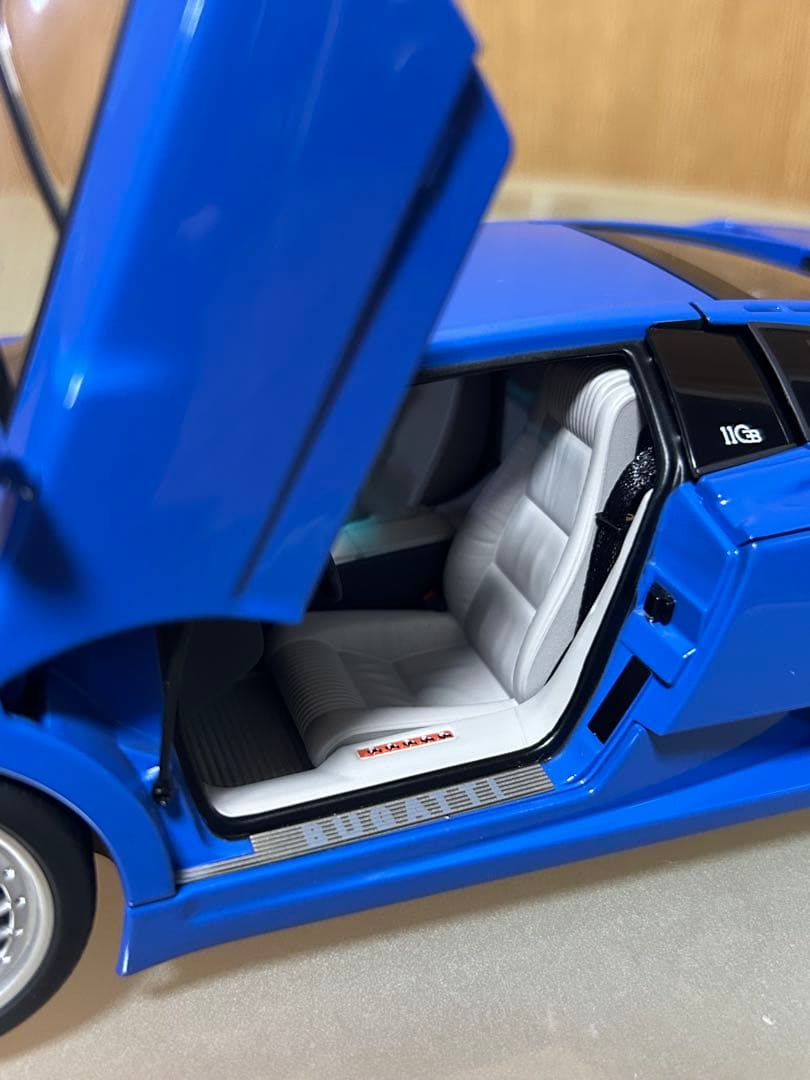 AUTOart ブガッティ EB110 GT オートアート ￼当事物　絶版品