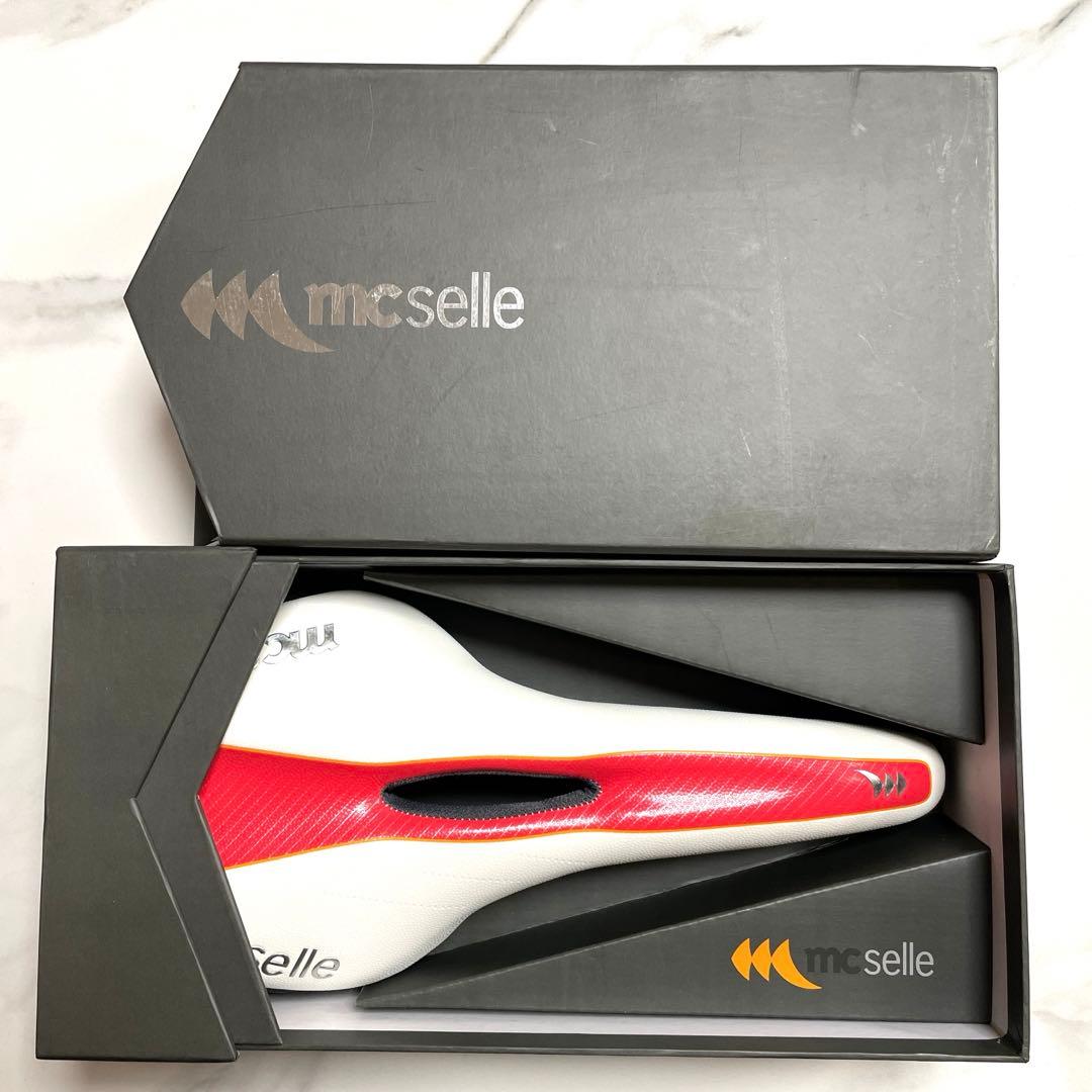 【新品】自転車サドル　MCselle マクセラ　サドル箱入り