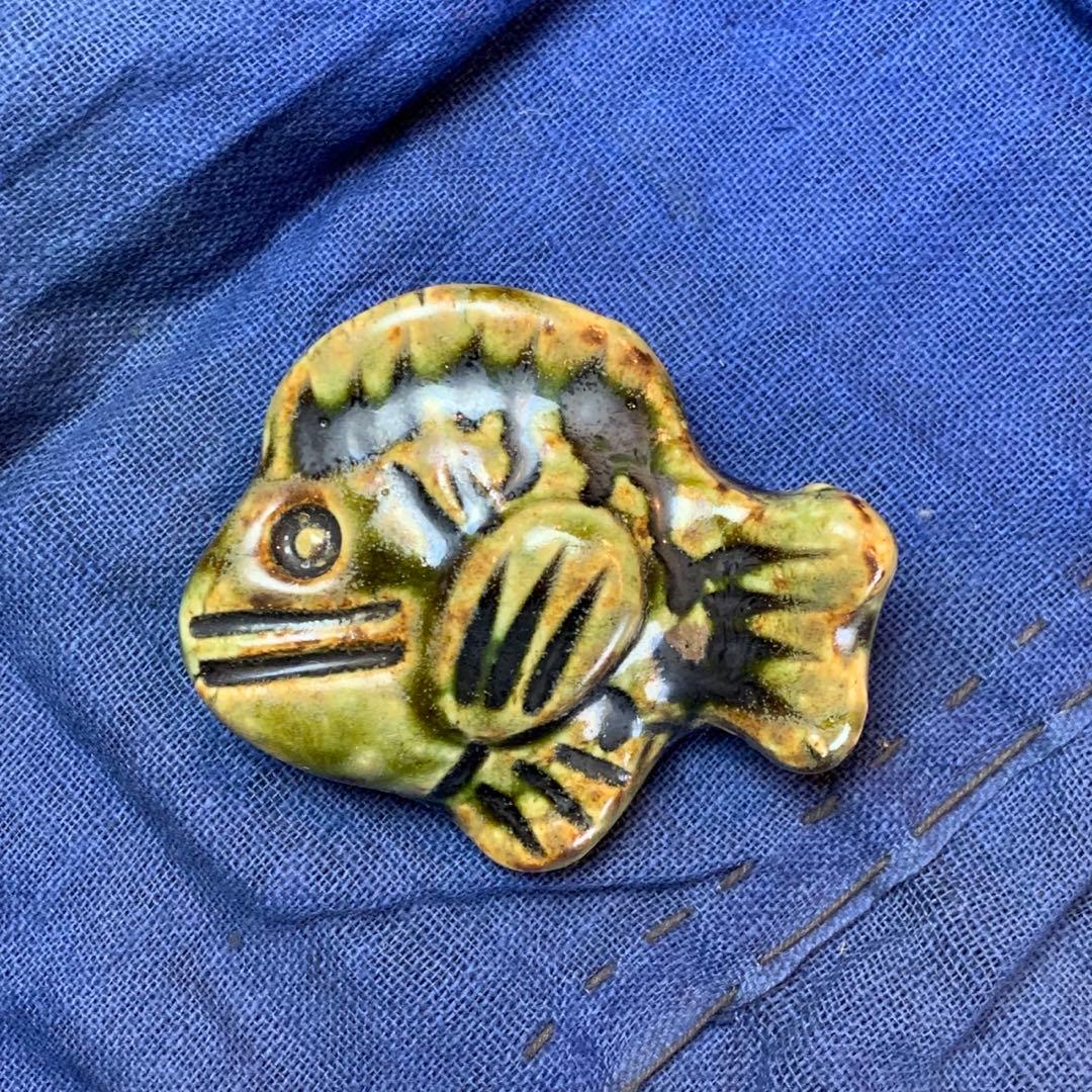 shuiyemikioです。魚　織部焼　箸置
