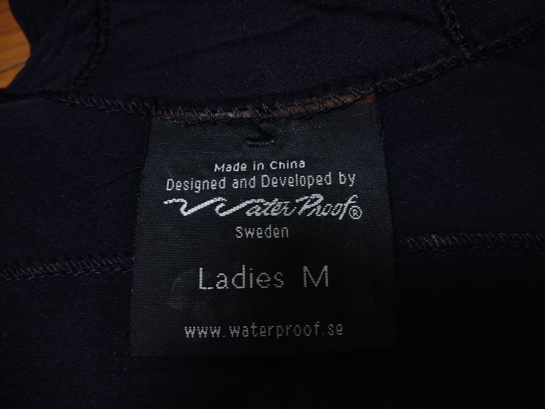 レディースウエットスーツＭ