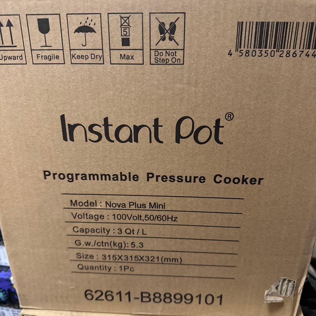 【新品未開封】マルチ電気圧力鍋 インスタントポット 1台7役 3.0L キッチン