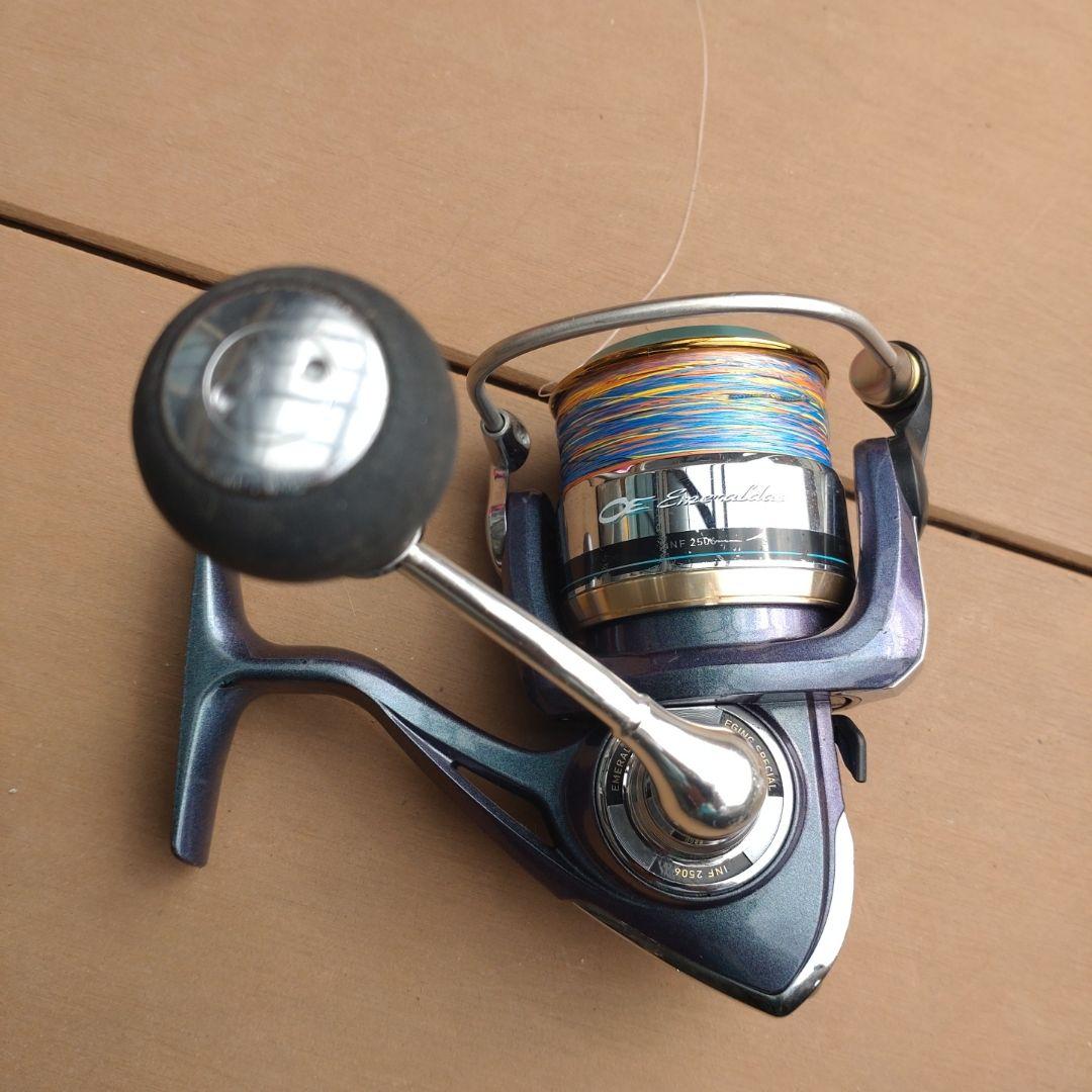 ダイワスピニングリールエメラルダスINF2506
