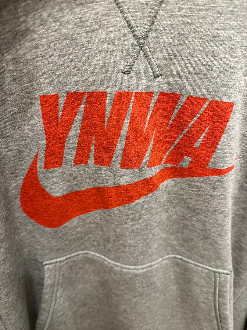 NIKE リバプール 21/22シーズン プルオーバーフーディ