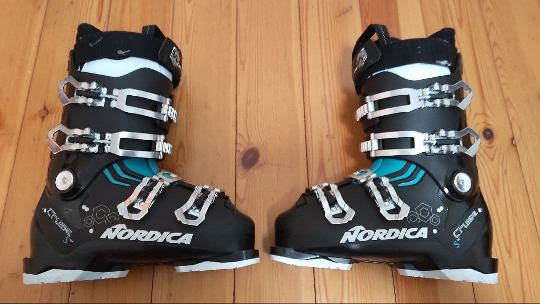 ノルディカ スキーブーツ レディース
