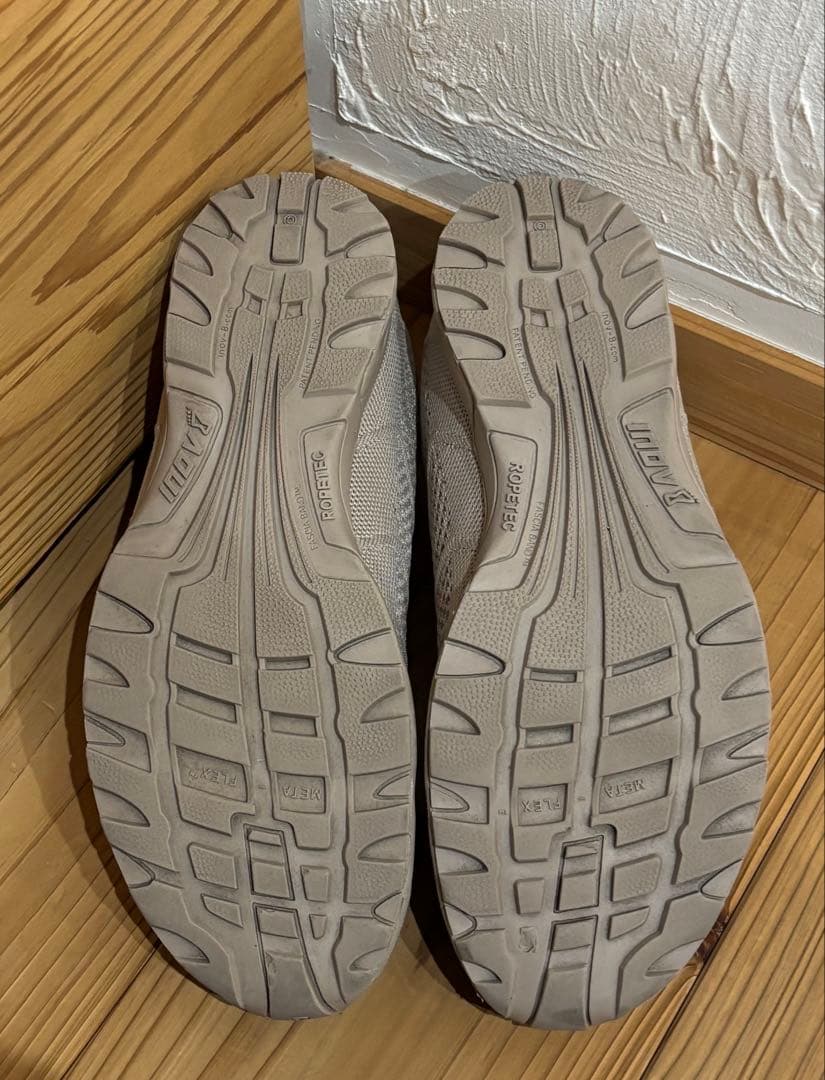 inov8 f-lite 245トレーニングシューズ　イノヴェイト　inov-8