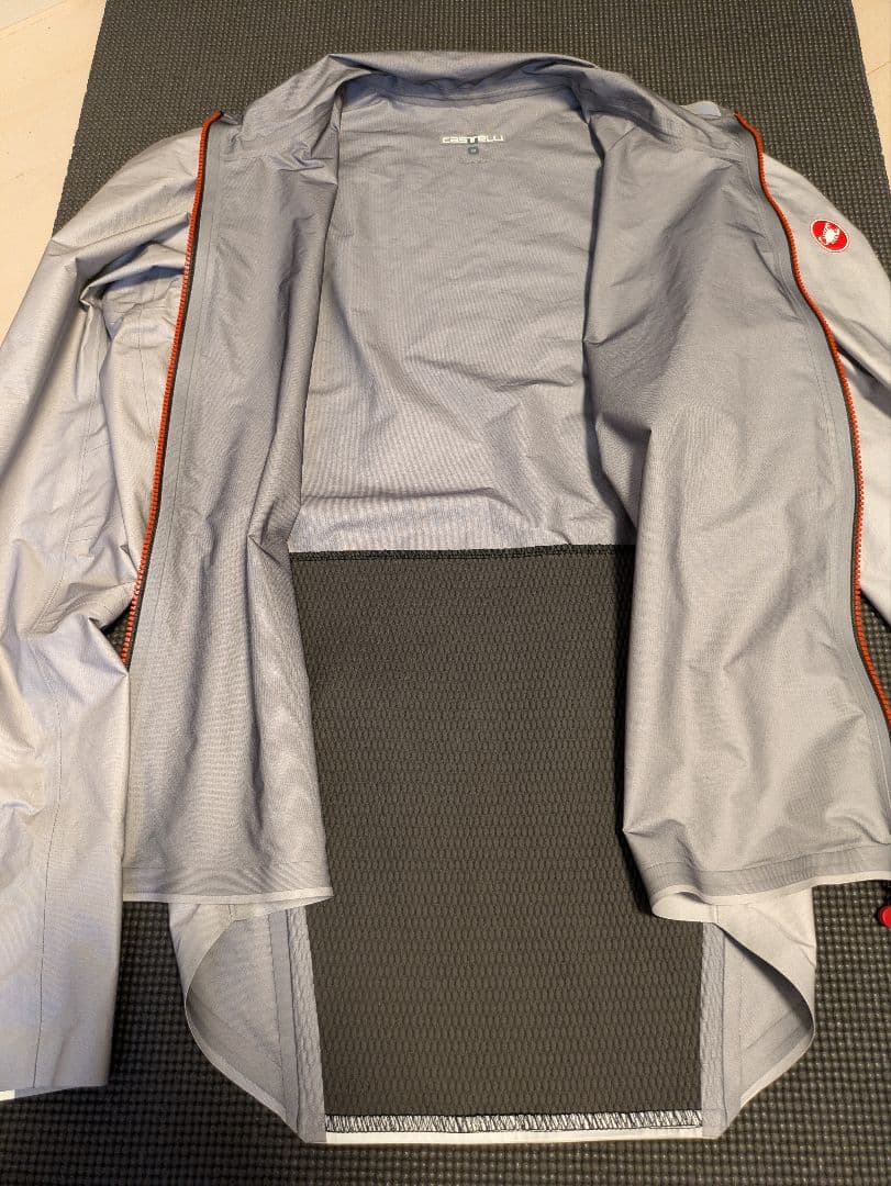 CASTELLI　TEMPESTA LITE JACKETサイズM