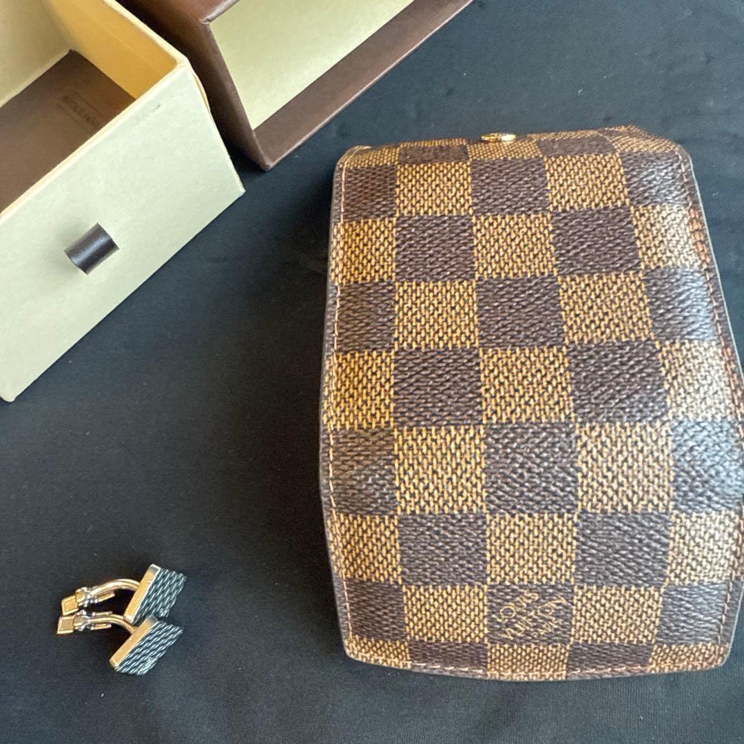 ルイヴィトン カフス ブトン ドゥ マンシェット シャンゼリゼ M65043