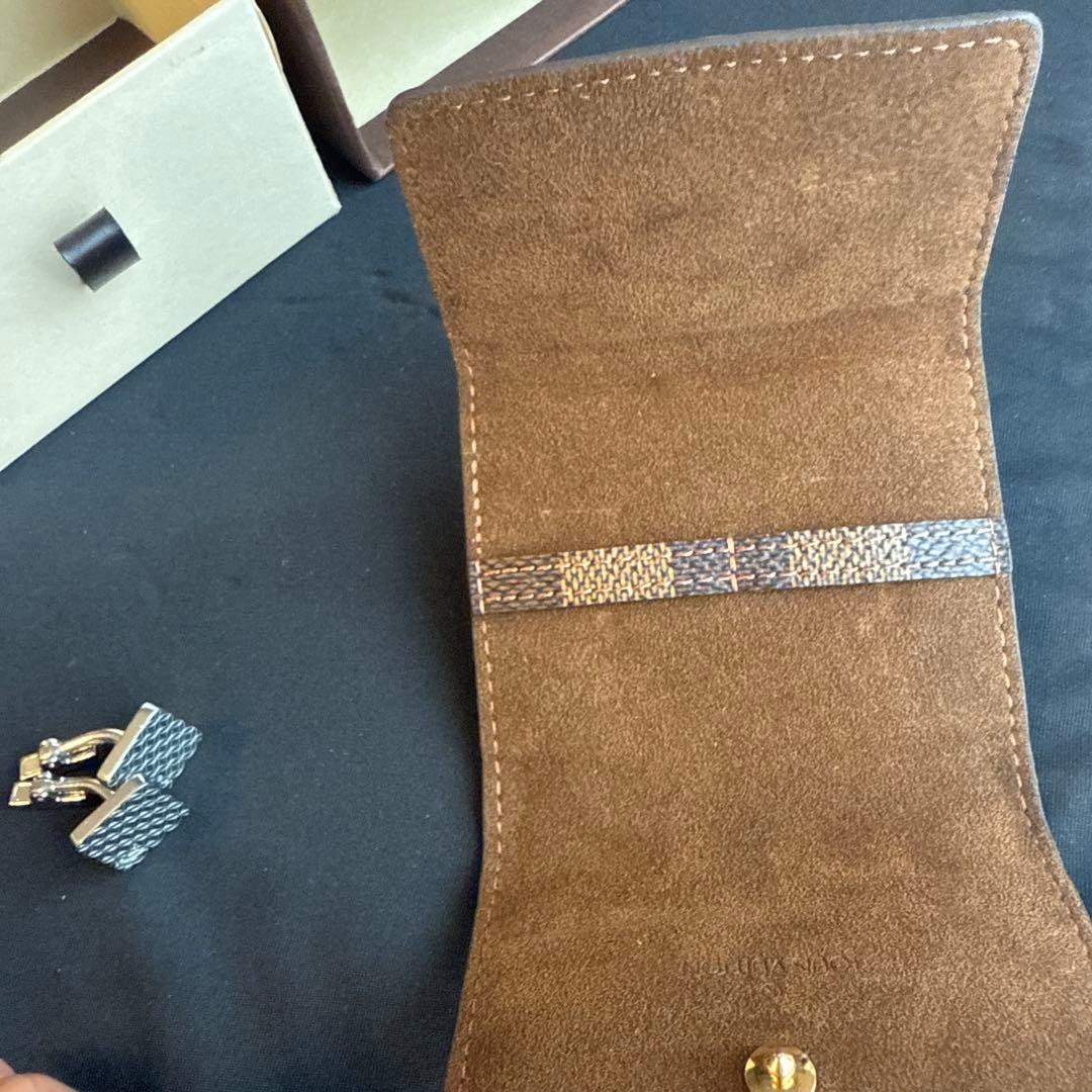 ルイヴィトン カフス ブトン ドゥ マンシェット シャンゼリゼ M65043