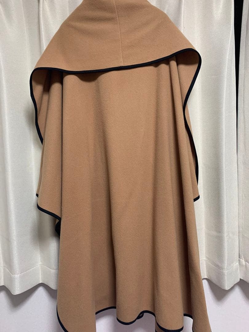 LEINWANDE ベージュ ポンチョ