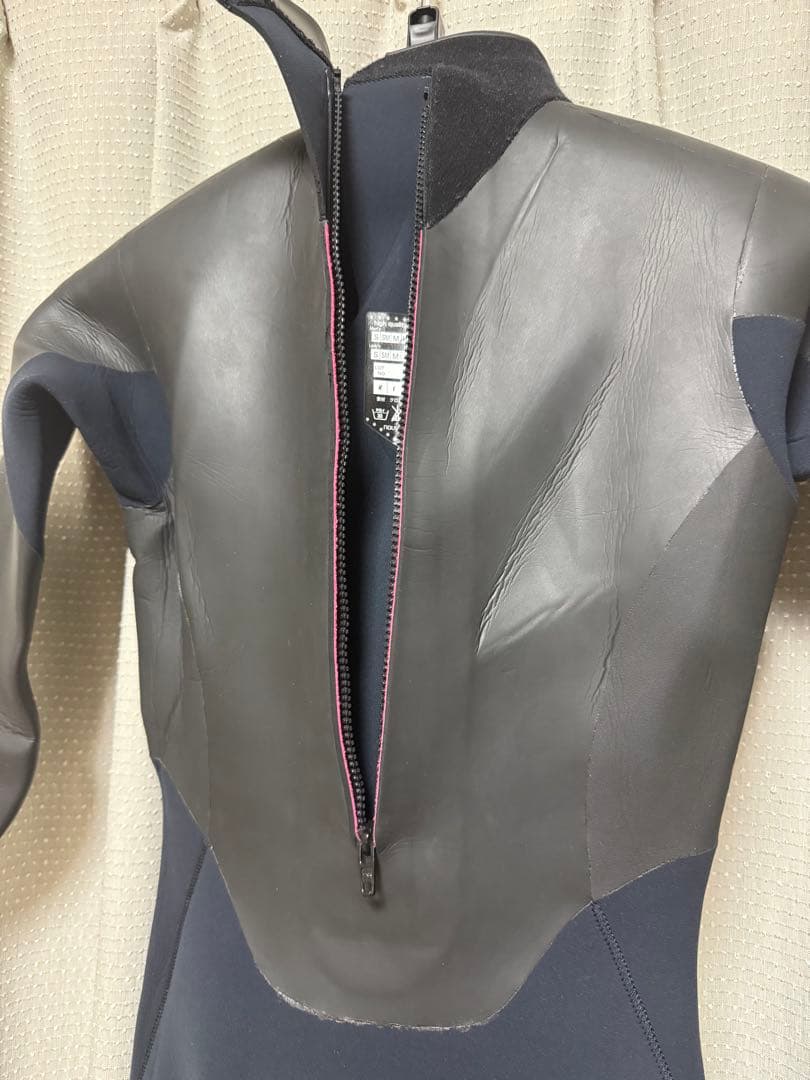 AIRTIGHT (エアタイト)3mm セミドライ メンズ MLサイズ