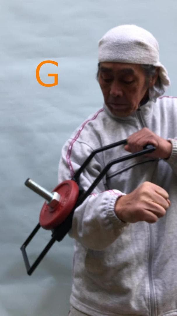 筋トレ　器具　肩　用具　用品　グッズ　ダンベル　空手　筋肉　アームレスリング