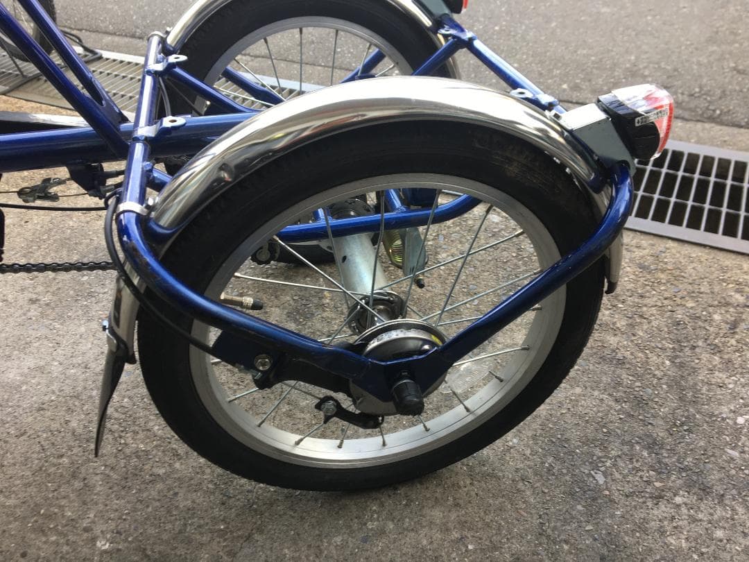 地域限定送料無料　ビビライフ　2024年　16AH　三輪車　青　神戸　電動自転車