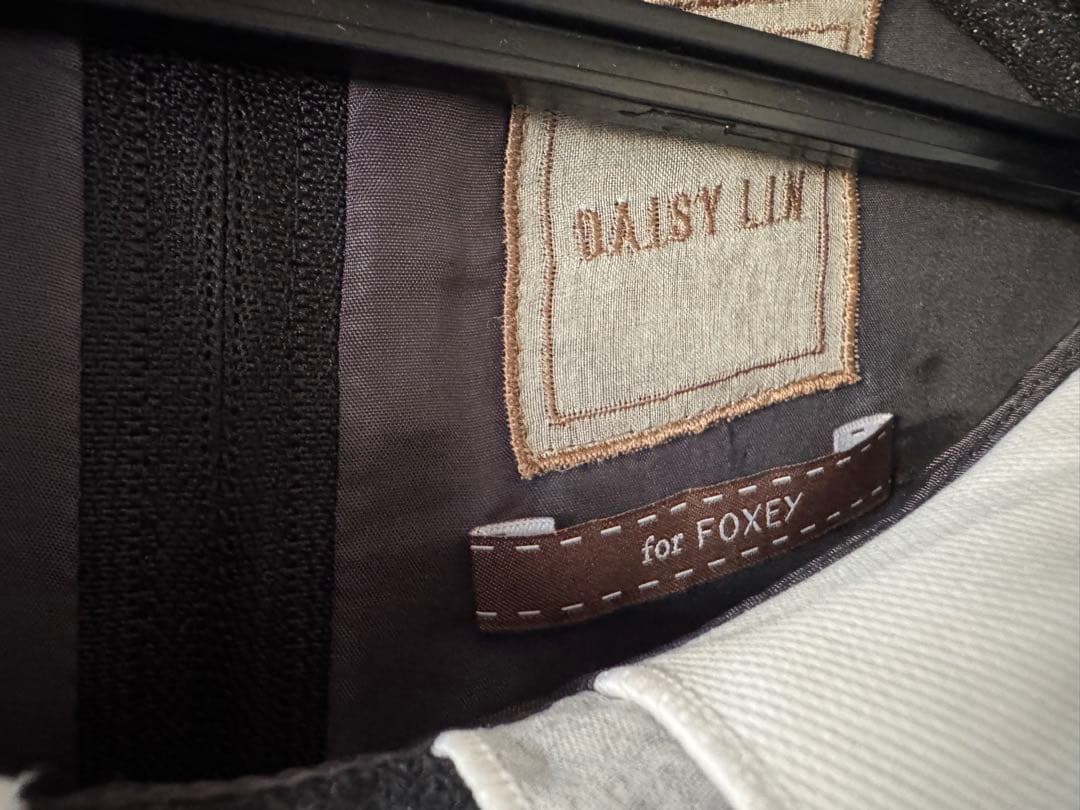 は*♡様 ディジーリンフォーフォクシー☆FOXEY☆白襟☆ワンピース☆グレー