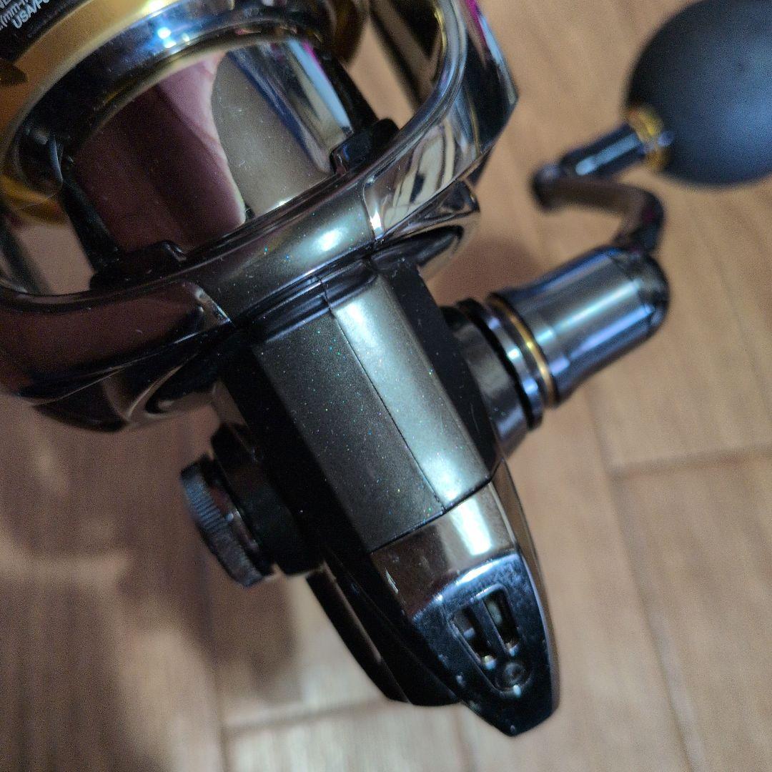 美品 シマノ 20 ツインパワー TWINPOWER 4000MHG