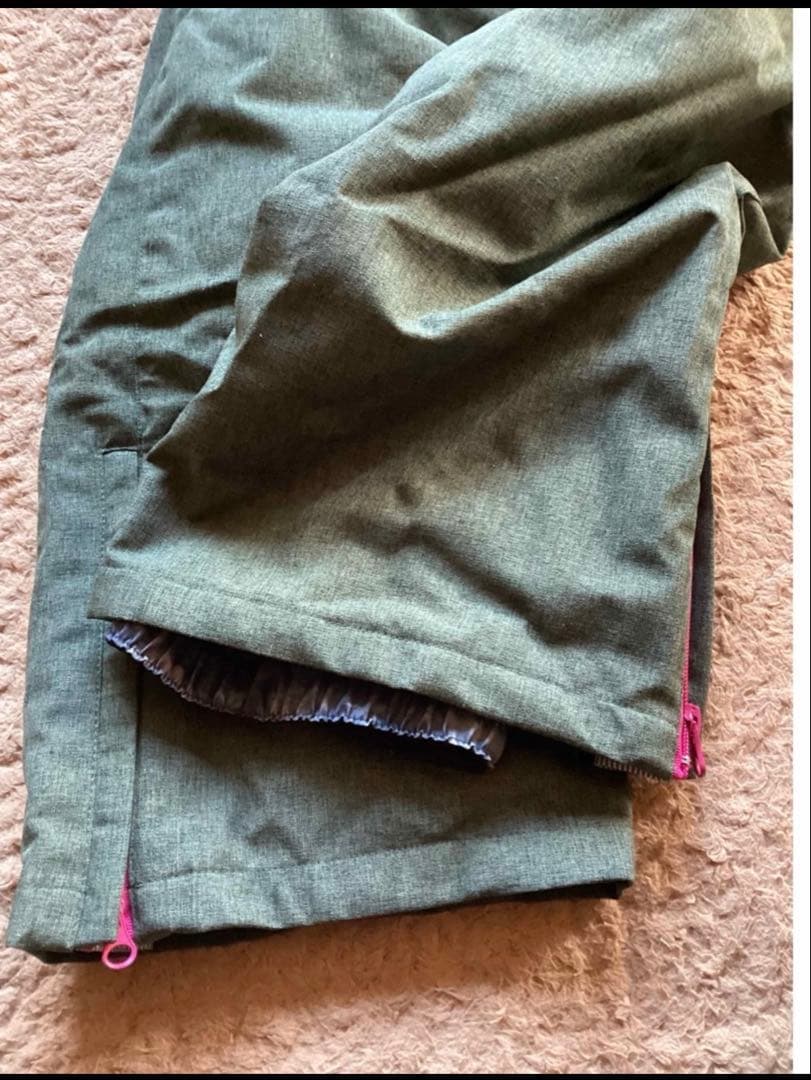 SECRET GARDEN 重ね着風Ｘ カーキ　レディースXS スノボウェア