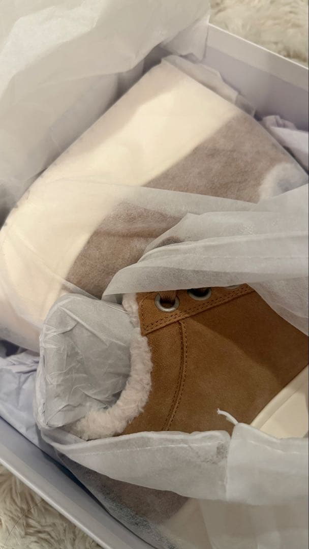 【新品未開封】鈴木亜美さん platfom suede sneaker 鈴木あみ