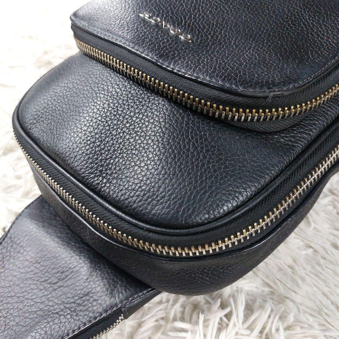 COACH イーサン パック ロゴクロスボディ シボ革レザー 二層式ボディバッグ