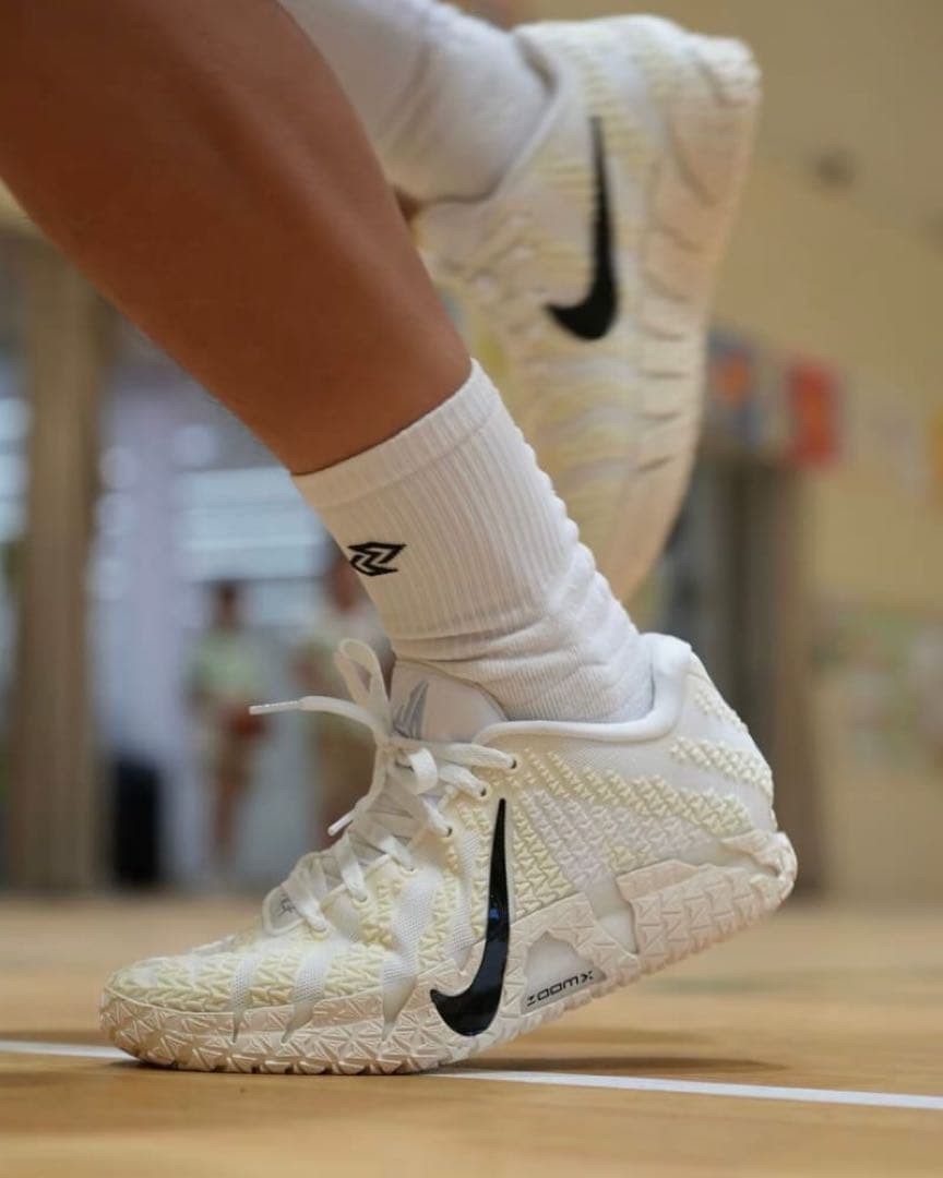 新品25cm東山高校佐藤凪選手着用NIKE JA3ココナッツミルクUS7