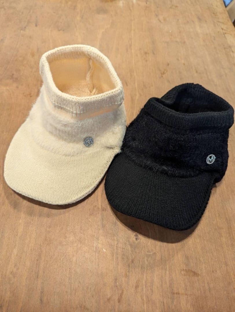 サンバイザー ホワイト ニット帽 ゴルフ スポーツ　防寒 耳カバー 毛糸 ファー