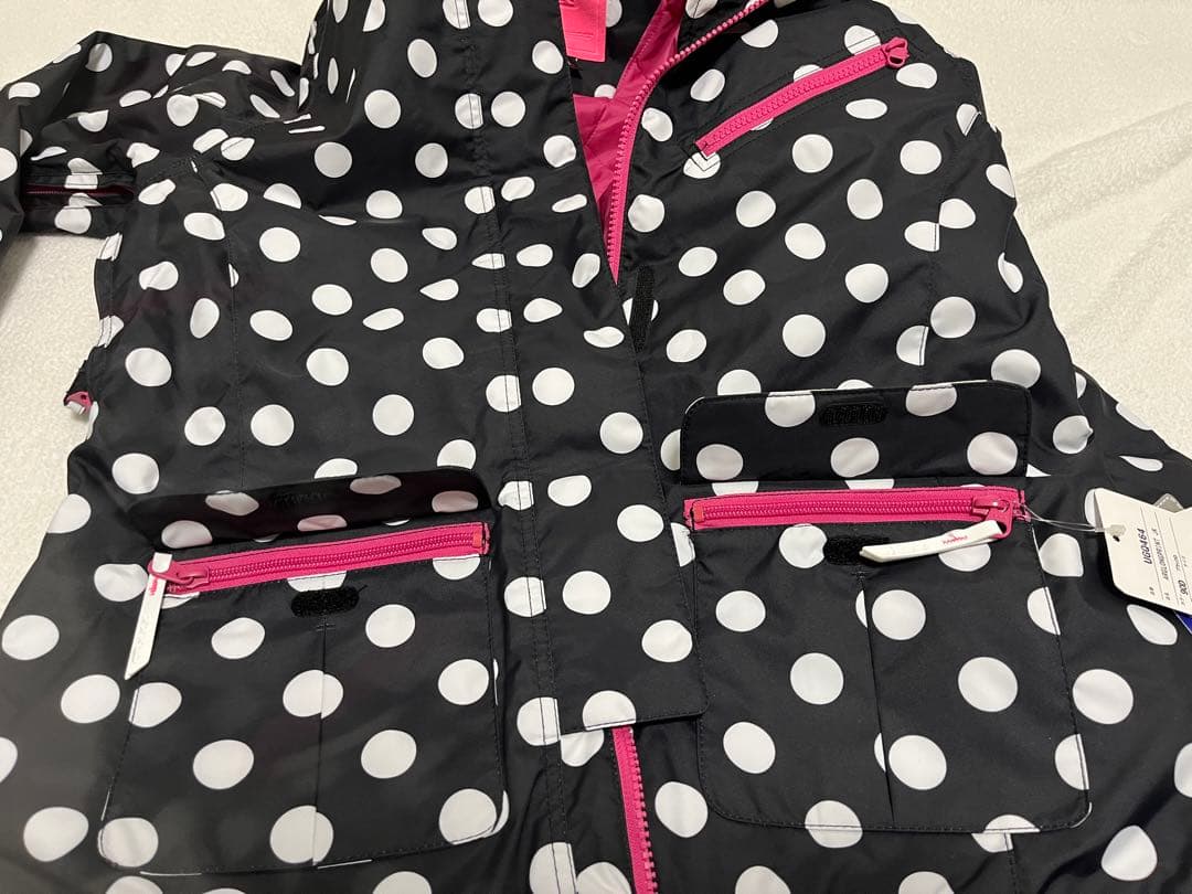 【11/30まで値下げ】スノーウエア　スキーウェア　レディース　M 新品