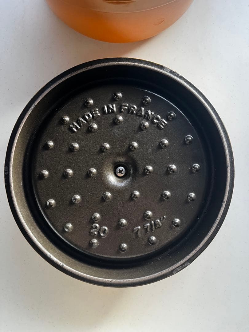 ストウブ　staubココットラウンド20cm マスタード