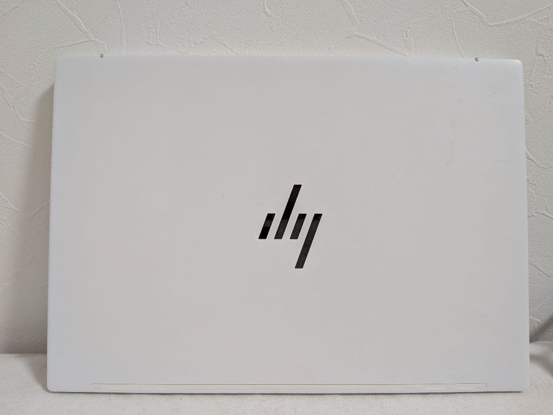 【極美品】HP Pavilion Aero Laptop 13-be