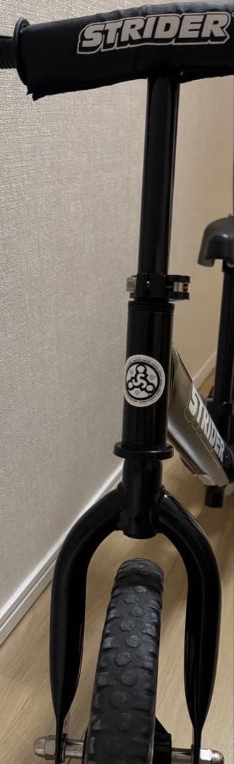 STRIDER SPORT ブラックバランスバイク