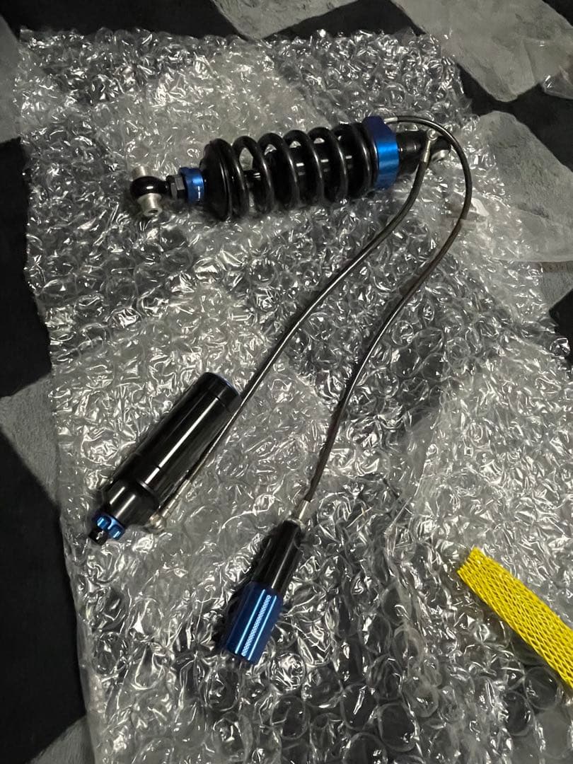 z900rs モリワキ　ナイトロン　リアサスペンション