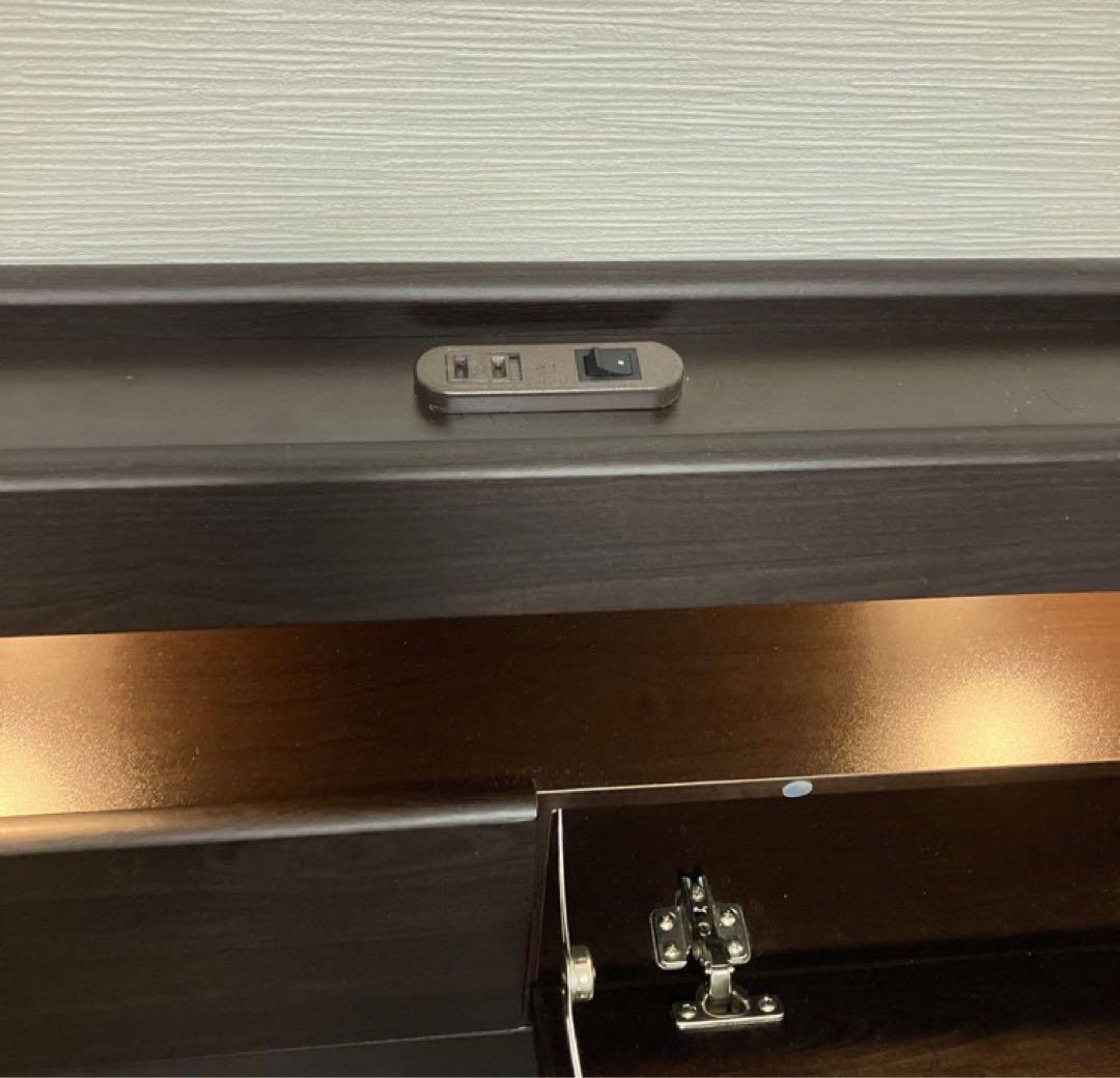 送料込美品2/16日まで限定ニトリ宮付き跳ね上げベッドフレーム