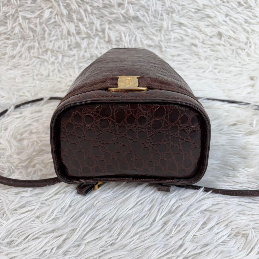 極美品✨フェラガモ クロコ ヴァラ 2way 巾着 ミニリュック ショルダー