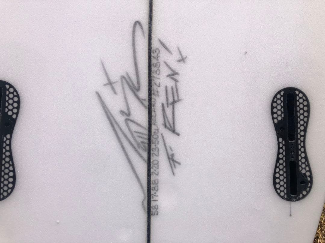 MAYHEM 5.8ショートボード