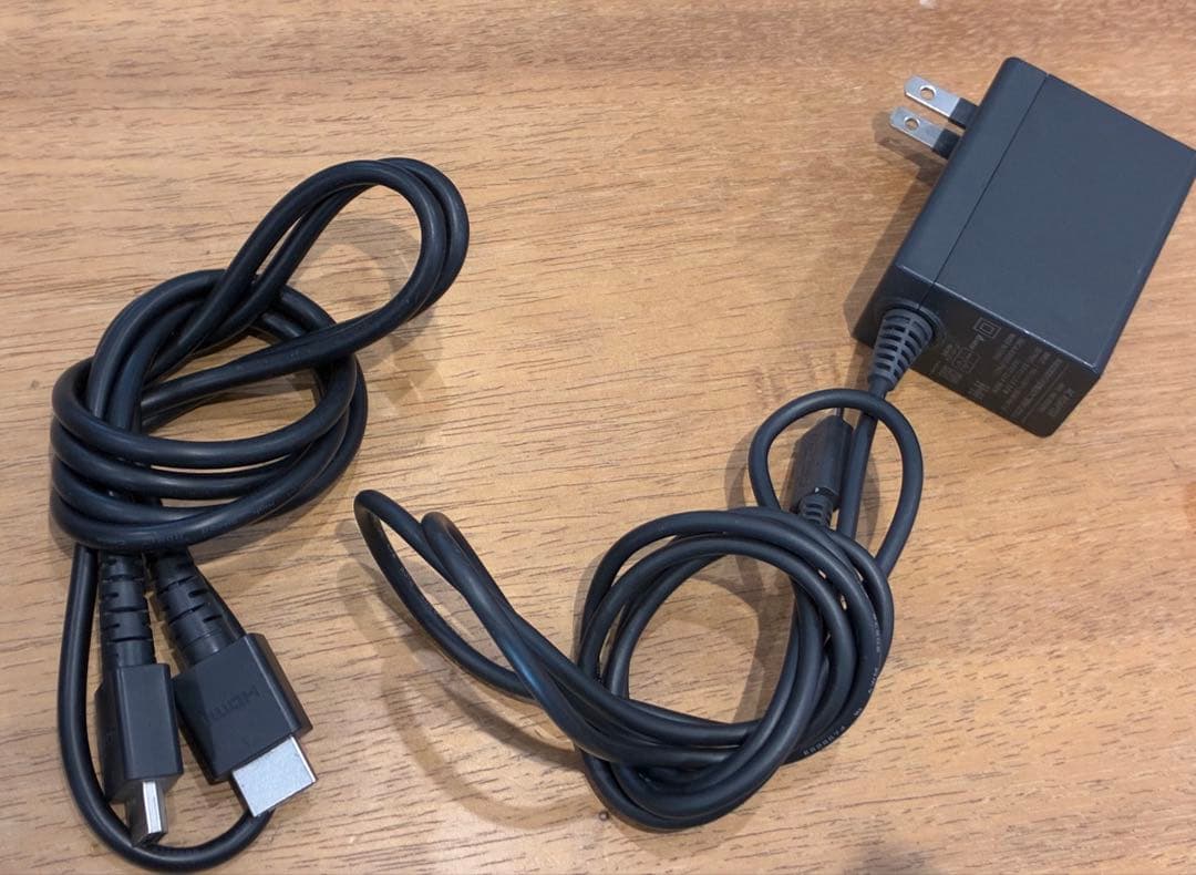 【美品】ニンテンドースイッチ 本体　有機EL　ポケットモンスター　箱・付属品完備