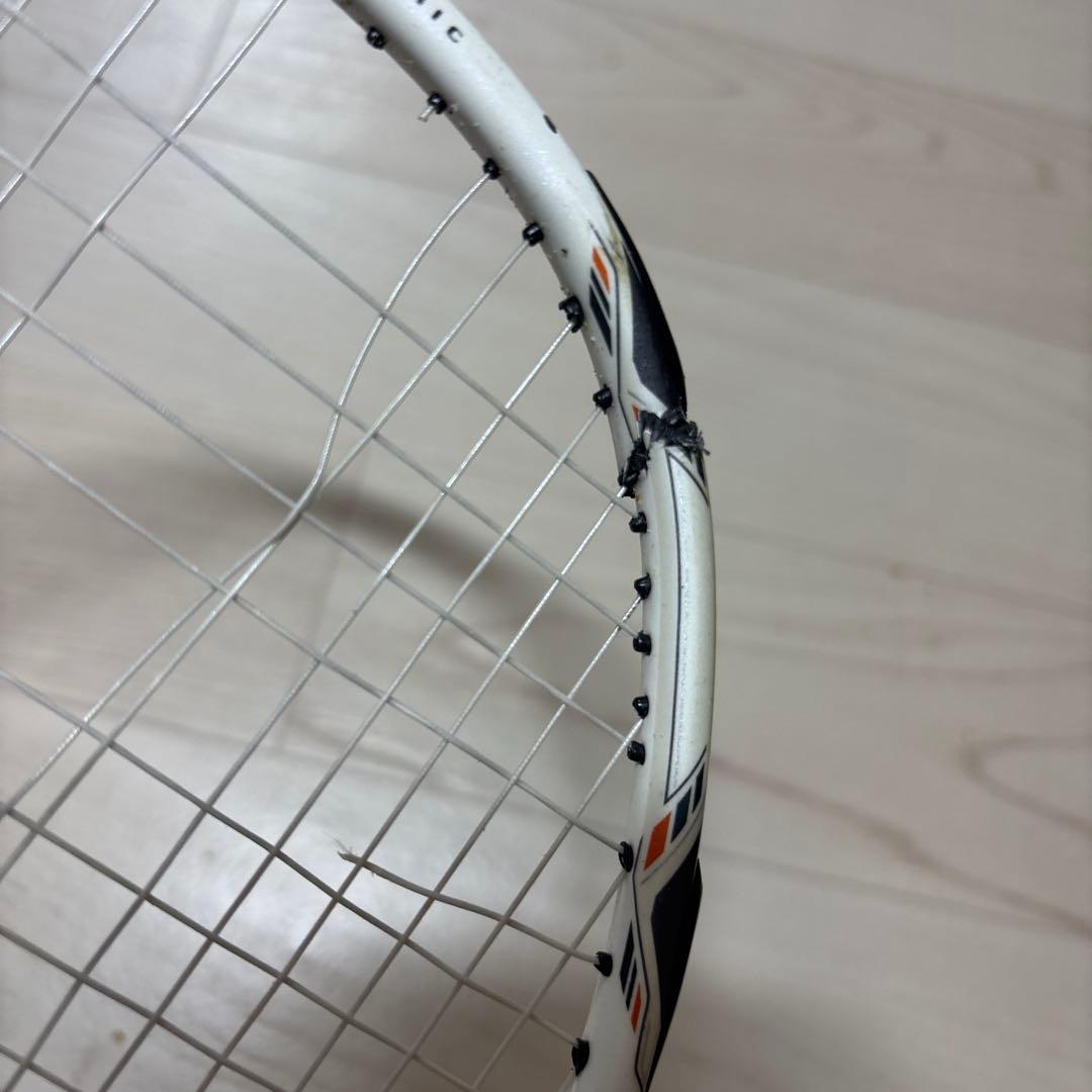 VOLTRIC 70 バドミントンラケット 2本セット