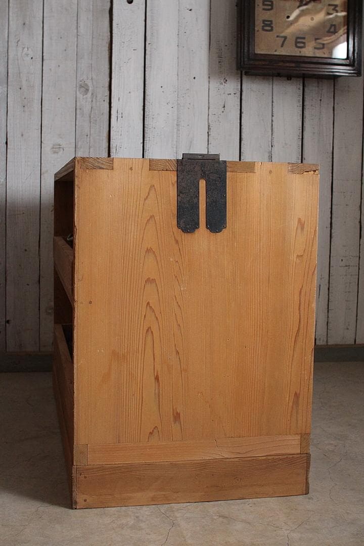 古い木製の引き出し　2段　食器棚　シャツケース　収納棚　チェスト　古家具