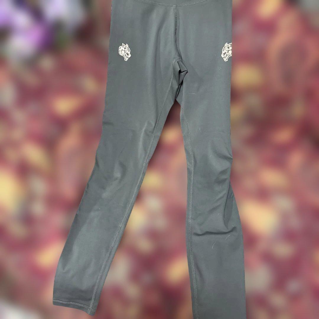 クリスマスお値下げ☆ダルクスポーツ☆カーキ☆small