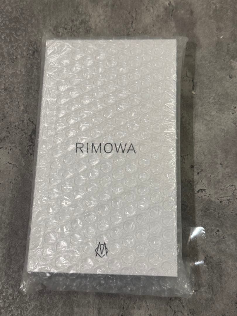 RIMOWA iPhone17Pro MagSafeケース バレリーナピンク