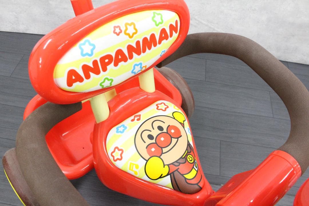 ▲ジョイパレット おでかけ三輪車 おしゃべりアンパンマン SP 押し棒付き