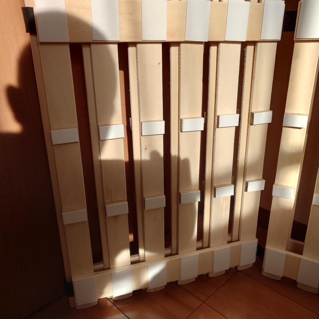 ニトリ すのこベッド ソルバ セミダブル ベルト1本切れ 01