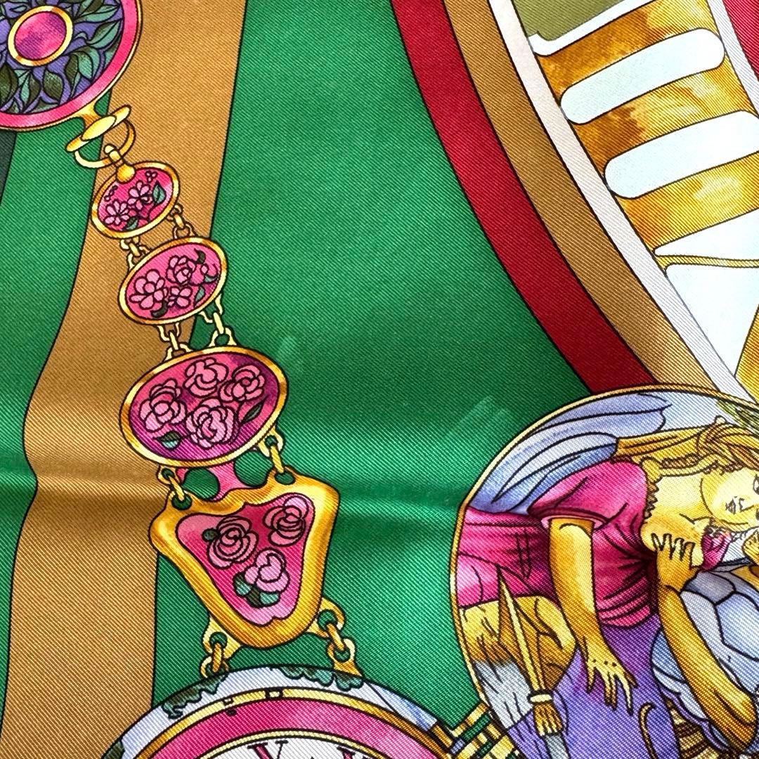 【HERMES エルメス】スカーフ カレ90 花の中で過ごす時間(箱付き)