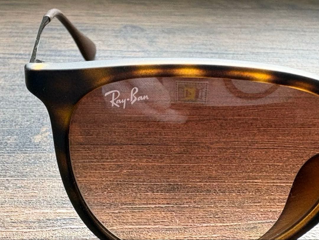 Ray-Ban レイバン ERIKA RB4171F 865/13 ブラウン