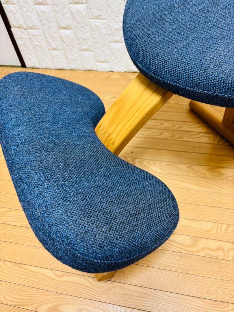 リボ社バランスイージーチェア♪姿勢矯正♪姿勢♪RYBO♪青♪ブルー♪紺♪ネイビー