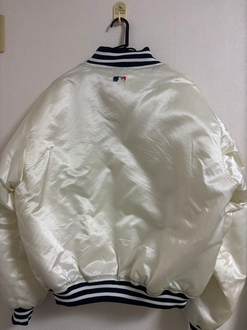 Majestic ヤンキース サテンボンバージャケット希少カラー　90s