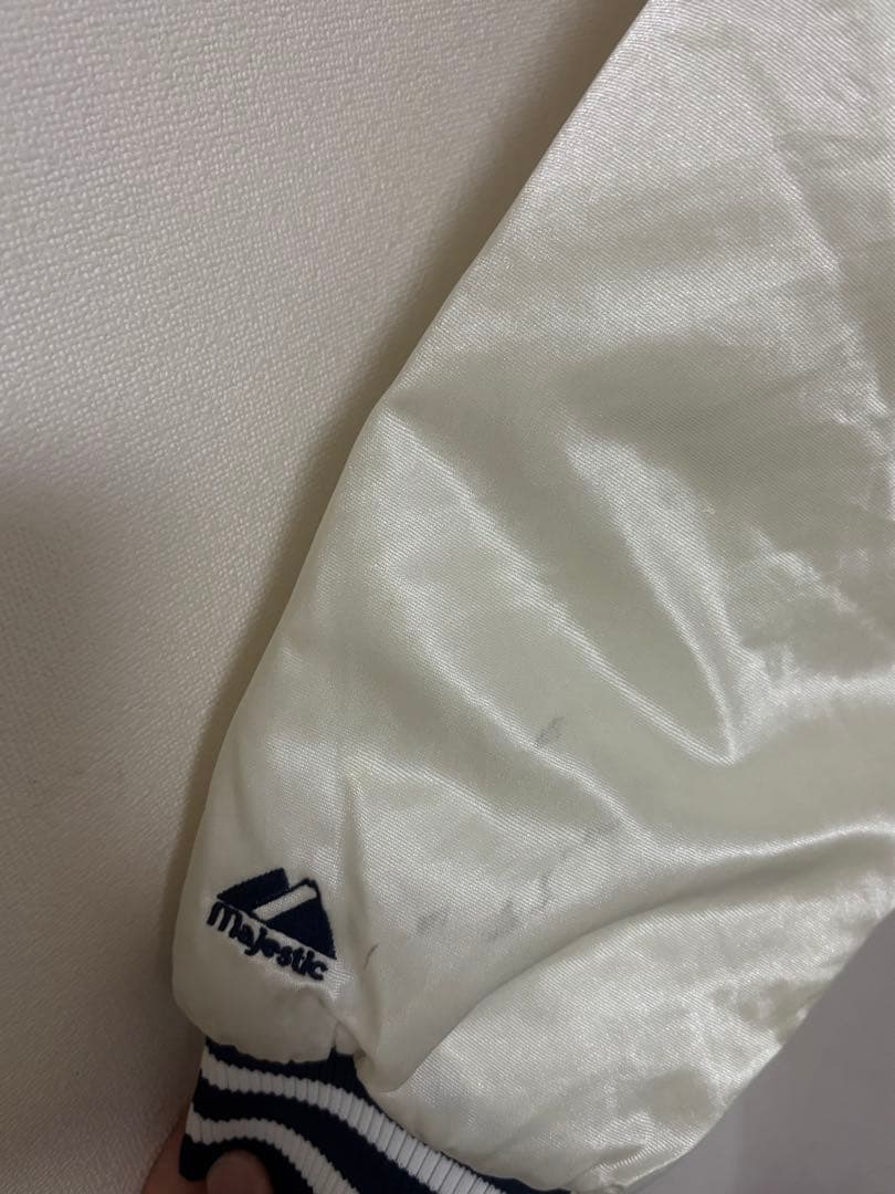 Majestic ヤンキース サテンボンバージャケット希少カラー　90s